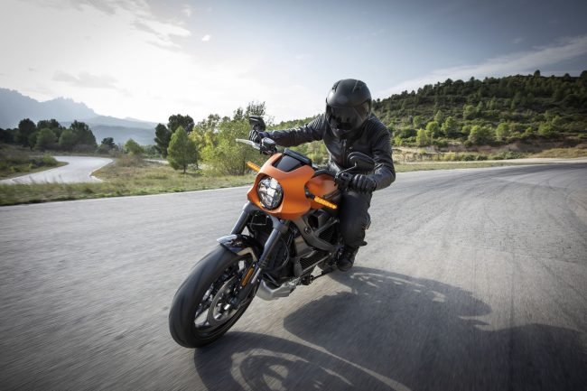 Harley-Davidson 3 harley davidson MS0q8GqjVrY unsplash